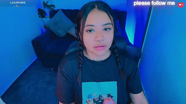 nicemiiaa7  online show from 18, 3, 2026