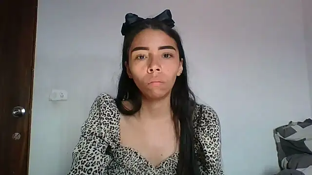 Candy Grey28 online show from 1, 10, 2025