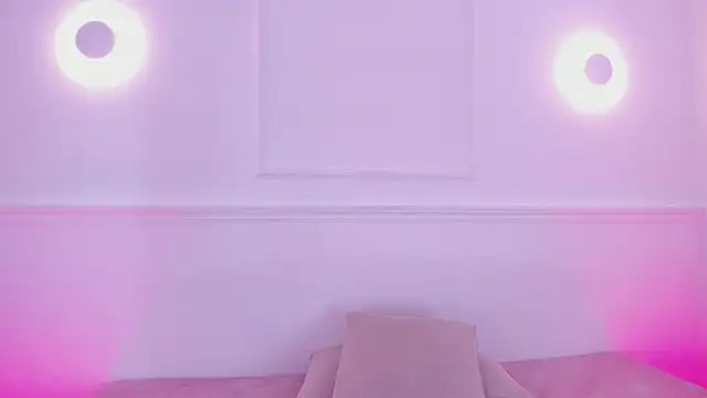 Snapshot of aleksandramiller_ chatting on 3, 6, 2026 aleksandramiller online show from 3, 6, 2026