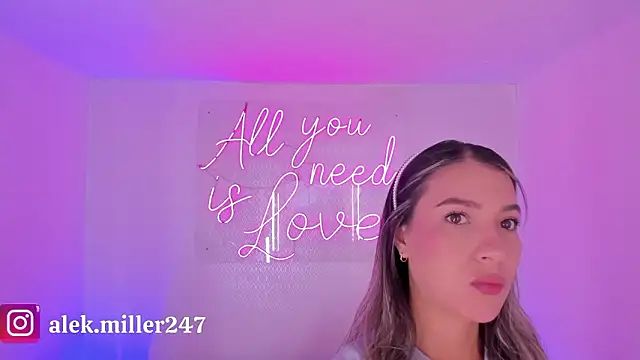 Snapshot of aleksandramiller_ chatting on 3, 2, 2026 aleksandramiller online show from 3, 2, 2026