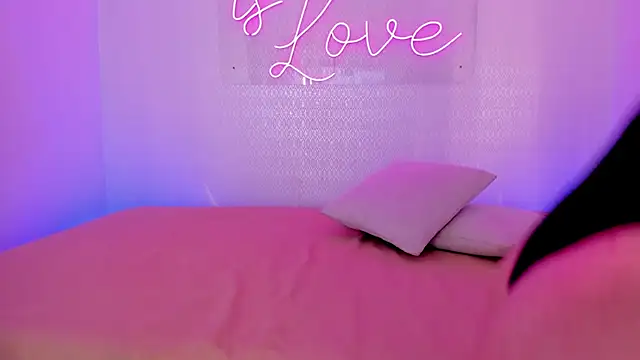 aleksandramiller  online show from 23, 4, 2026