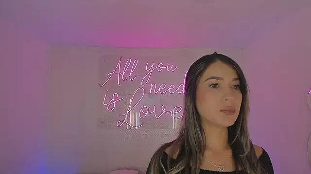 Snapshot of aleksandramiller_ chatting on 2, 3, 2026 aleksandramiller online show from 2, 3, 2026