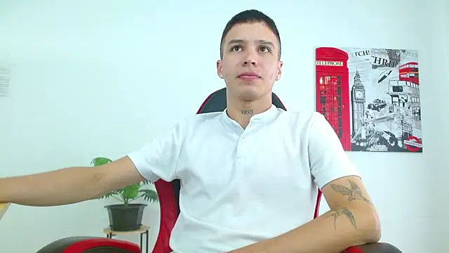 Cumandres18 online show from 4, 12, 2025