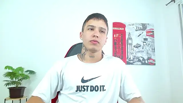 Cumandres18 online show from 6, 1, 2026