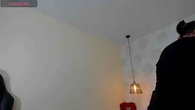 GIANAMILLER6 online show from 16, 4, 2026