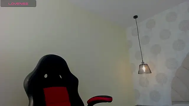 Snapshot of GIANAMILLER6 chatting on 1, 10, 2025 GIANAMILLER6 online show from 1, 10, 2025