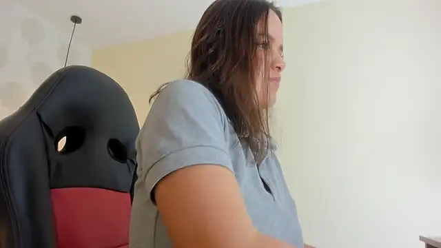 GIANAMILLER6 online show from 23, 2, 2026