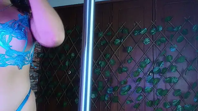 catalina santana20 online show from 12, 11, 2025