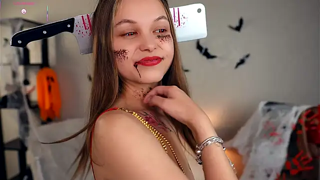 OdellaGillingham online show from 30, 10, 2025