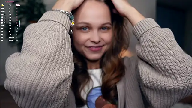 OdellaGillingham online show from 23, 9, 2025