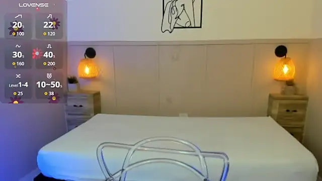 Snapshot of AuroraSky8 chatting on 19, 9, 2025 AuroraSky8 online show from 19, 9, 2025