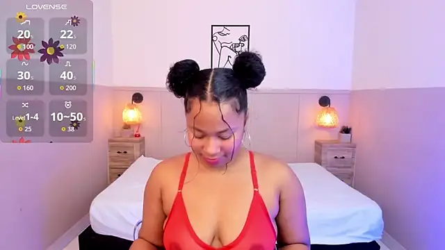 Snapshot of AuroraSky8 chatting on 28, 9, 2025 AuroraSky8 online show from 28, 9, 2025