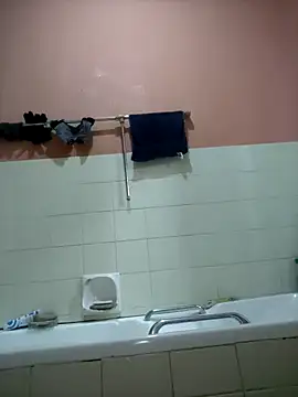 Kateera1 online show from 17, 10, 2025