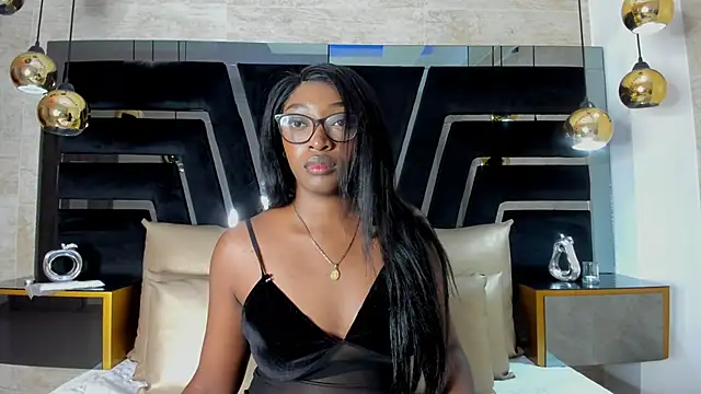 YallianaBrooks online show from 5, 1, 2026