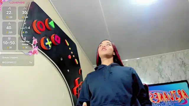 Madison Mujica online show from 4, 10, 2025