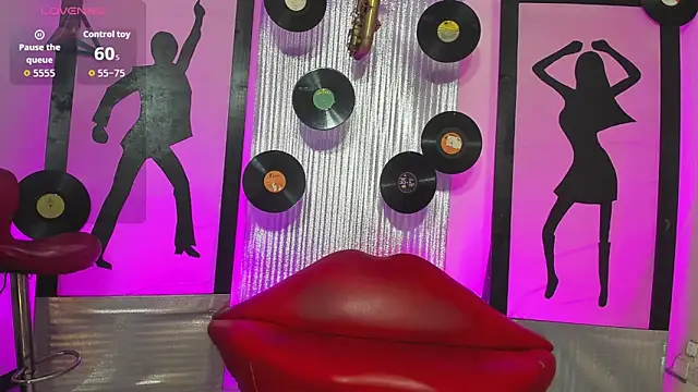 Madison Mujica online show from 9, 2, 2026