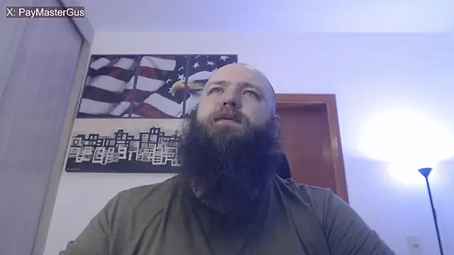 Snapshot of PayMasterGus chatting on 27, 10, 2025 PayMasterGus online show from 27, 10, 2025