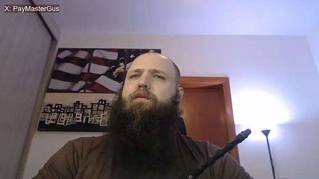 Snapshot of PayMasterGus chatting on 12, 10, 2025 PayMasterGus online show from 12, 10, 2025