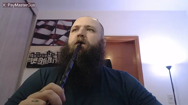 Snapshot of PayMasterGus chatting on 8, 10, 2025 PayMasterGus online show from 8, 10, 2025