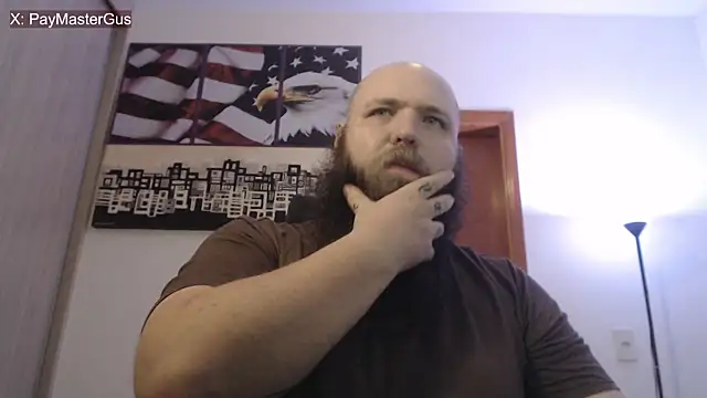 Snapshot of PayMasterGus chatting on 15, 10, 2025 PayMasterGus online show from 15, 10, 2025