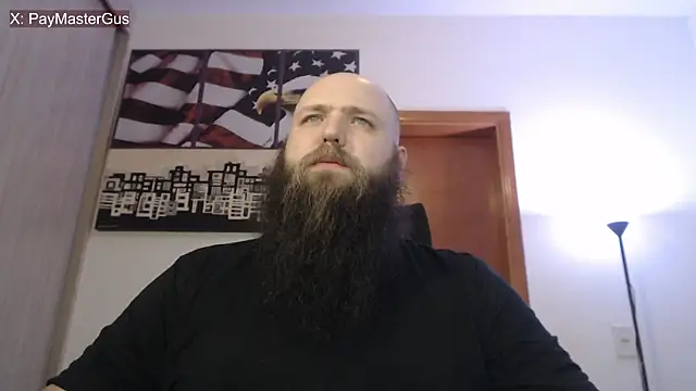 Snapshot of PayMasterGus chatting on 5, 10, 2025 PayMasterGus online show from 5, 10, 2025