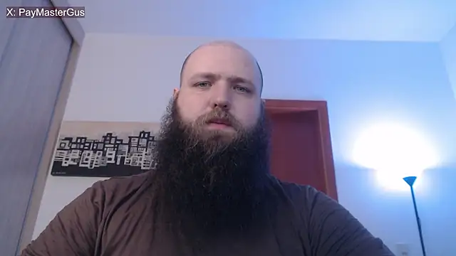 Snapshot of PayMasterGus chatting on 5, 11, 2025 PayMasterGus online show from 5, 11, 2025