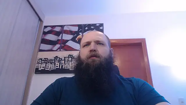 Snapshot of PayMasterGus chatting on 11, 9, 2025 PayMasterGus online show from 11, 9, 2025