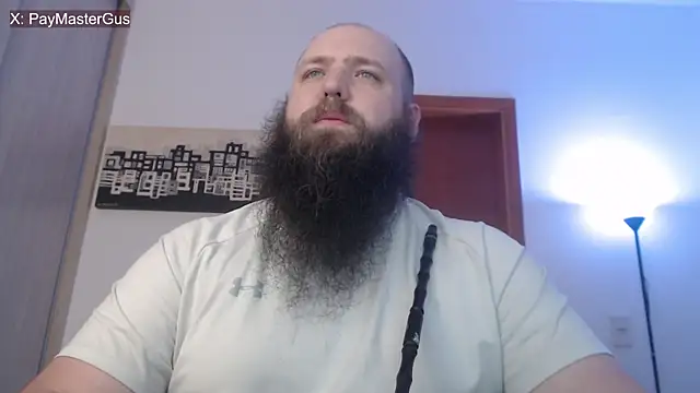 Snapshot of PayMasterGus chatting on 9, 11, 2025 PayMasterGus online show from 9, 11, 2025