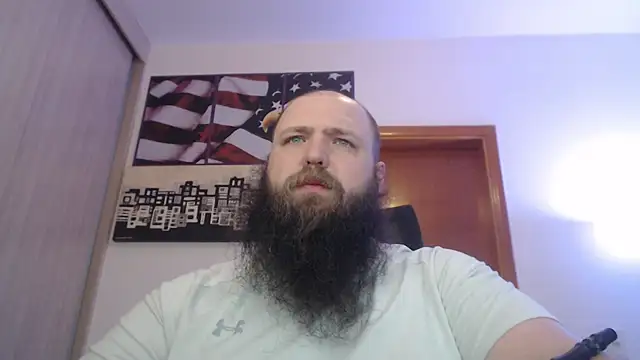 Snapshot of PayMasterGus chatting on 10, 9, 2025 PayMasterGus online show from 10, 9, 2025