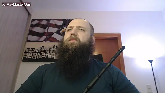 Snapshot of PayMasterGus chatting on 2, 10, 2025 PayMasterGus online show from 2, 10, 2025