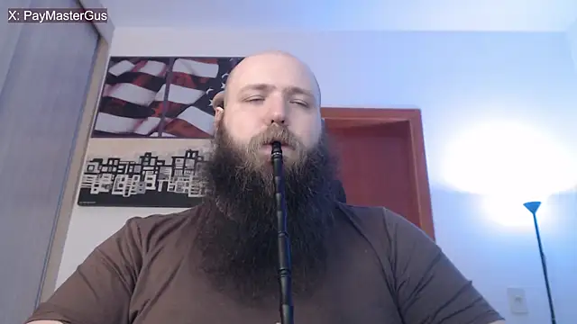 Snapshot of PayMasterGus chatting on 26, 10, 2025 PayMasterGus online show from 26, 10, 2025