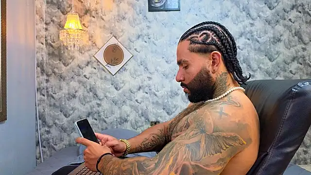 Apolo rousse1 online show from 21, 12, 2025