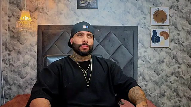 Apolo rousse1 online show from 26, 11, 2025