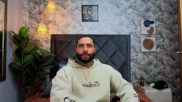 Apolo rousse1 online show from 14, 11, 2025