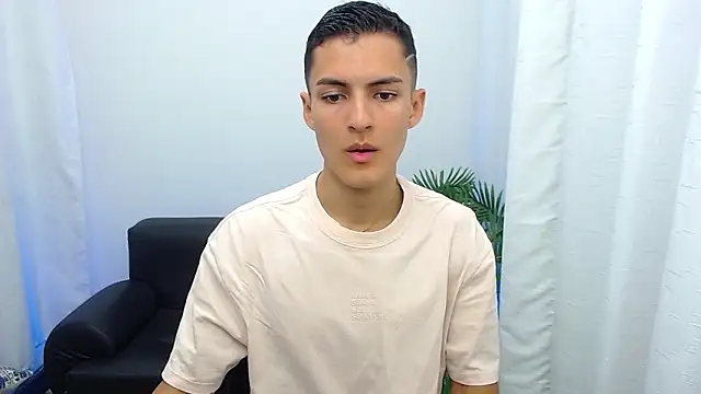 Matiius18 online show from 9, 10, 2025