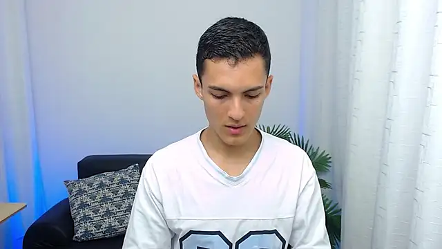 Matiius18 online show from 3, 10, 2025