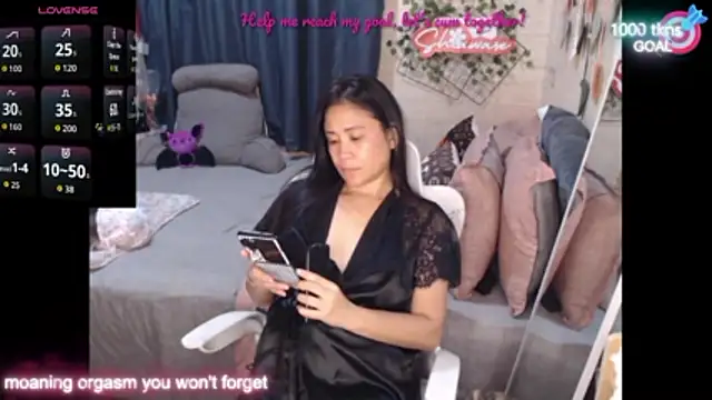 Shiawase1125 online show from 25, 10, 2025