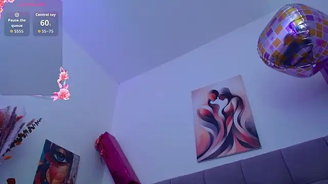 Snapshot of Lola_wish1 chatting on 28, 9, 2025 Lola wish1 online show from 28, 9, 2025