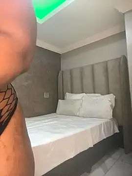 BQueen223 online show from 16, 11, 2025