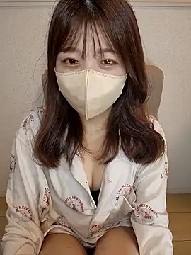 Sakura-japanese- online show from 18, 4, 2026