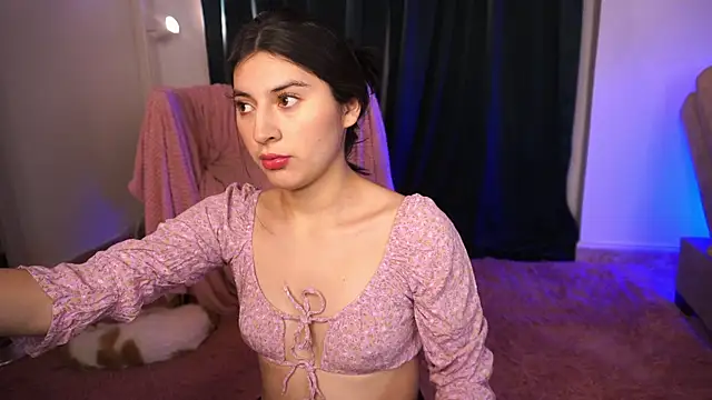 Auralea online show from 11, 9, 2025