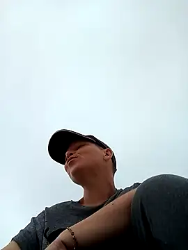 ComeAsYouAre online show from 14, 11, 2025