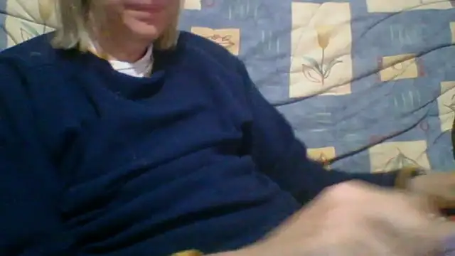Snapshot of rimenos20 chatting on 13, 10, 2025 rimenos20 online show from 13, 10, 2025
