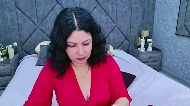 Nina Stane online show from 24, 9, 2025