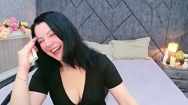 Nina Stane online show from 24, 4, 2026