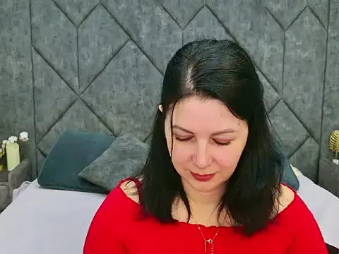 Nina Stane online show from 6, 10, 2025