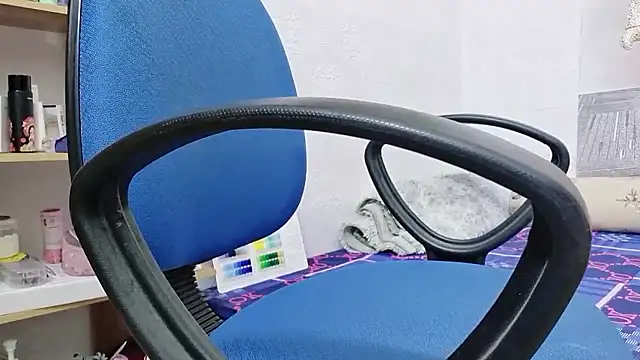 MichiLovely online show from 22, 9, 2025