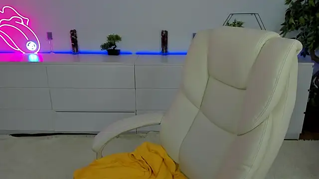 KattyRose8 online show from 20, 11, 2025