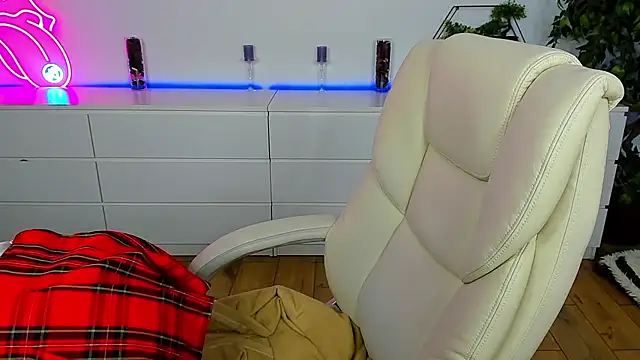 KattyRose8 online show from 6, 2, 2026