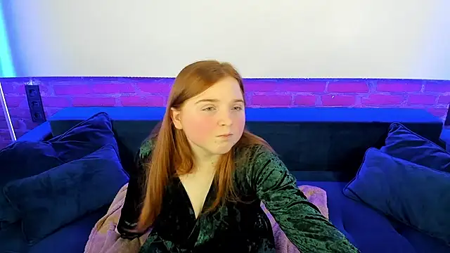 KattyRose8 online show from 18, 10, 2025